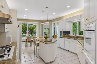 689 Brookside Lane, Mendota Heights, MN 55118 - Photo 17