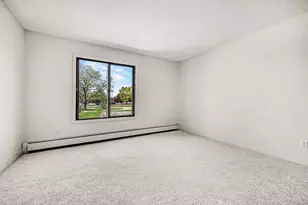 7330 York Ave S, Edina, MN 55435 - Photo 11