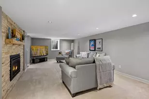 2713 W 54th St, Minneapolis, MN 55410 - Photo 35