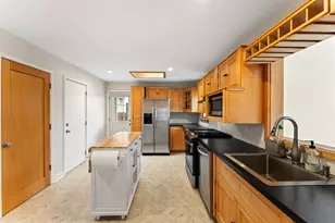 4620 Vallacher Ave, Saint Louis Park, MN 55416 - Photo 5