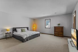 304 Madison Ave S, Edina, MN 55343 - Photo 17