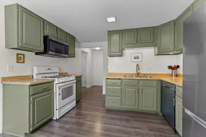 304 Madison Avenue S, Edina, MN 55343 - Photo 11
