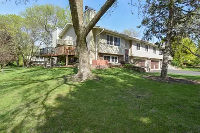 910 94th Avenue NE, Blaine, MN 55434 - Photo 3