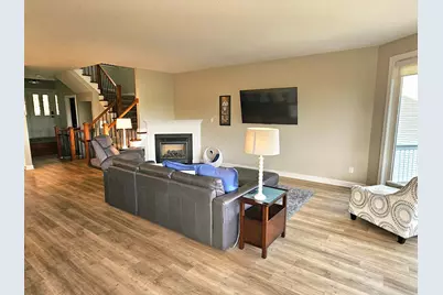 1498 Willow Point Lane SW, Rochester, MN 55902 - Photo 7