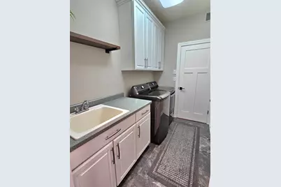 1498 Willow Point Lane SW, Rochester, MN 55902 - Photo 19