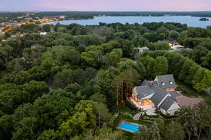 325 Highcroft Ln, Wayzata, MN 55391 - Photo 3