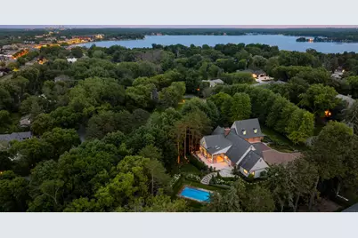 325 Highcroft Lane, Wayzata, MN 55391 - Photo 3