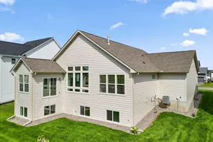 10377 Shadyview Ln N, Maple Grove, MN 55311 - Photo 3