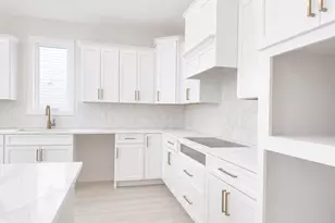 10377 Shadyview Ln N, Maple Grove, MN 55311 - Photo 5