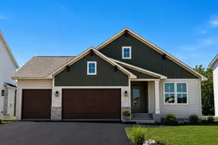 10377 Shadyview Ln N, Maple Grove, MN 55311 - Photo 1