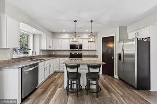 20374 Kensington Way, Lakeville, MN 55044 - Photo 19