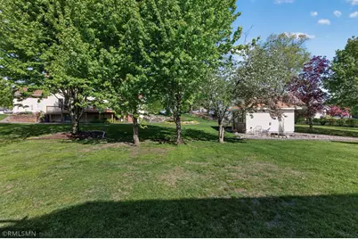 20374 Kensington Way, Lakeville, MN 55044 - Photo 23