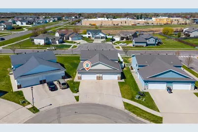 1113 39th Avenue S, Moorhead, MN 56560 - Photo 3