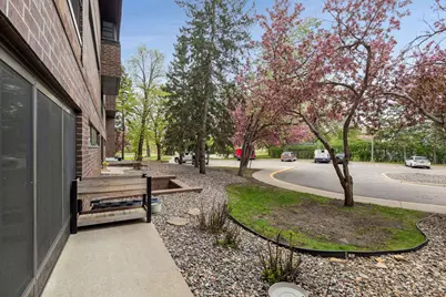 2275 Youngman Avenue #103W, Saint Paul, MN 55116 - Photo 9