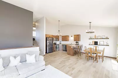 2554 54th Avenue S, Fargo, ND 58104 - Photo 9