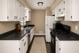 1617 Woodland Dr, Red Wing, MN 55066 - Photo 11
