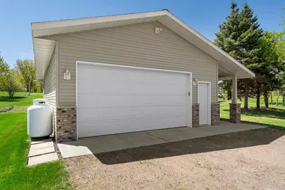 5916 Galaxy Road, Saint Augusta, MN 56301 - Photo 11