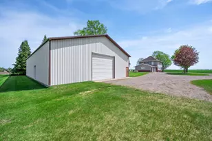 8711 County Rd 7 NW, Maple Lake, MN 55358 - Photo 17