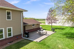 8711 County Rd 7 NW, Maple Lake, MN 55358 - Photo 13