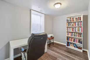 1017 18 1/2 Ave NE, Minneapolis, MN 55418 - Photo 33