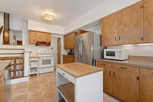 122 E University St, Owatonna, MN 55060 - Photo 17
