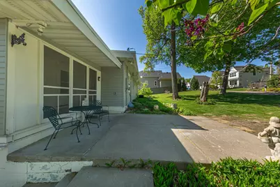 223 Central Avenue N, Wayzata, MN 55391 - Photo 7