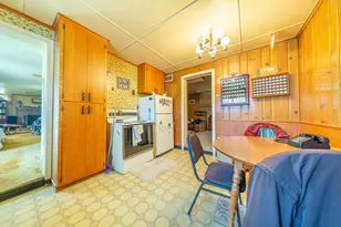 223 Central Ave N, Wayzata, MN 55391 - Photo 39
