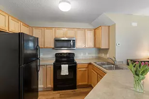 16373 Elm Creek Ln, Lakeville, MN 55044 - Photo 7