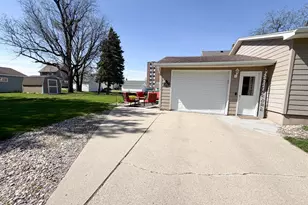 1224 3rd Ave, Worthington, MN 56187 - Photo 43