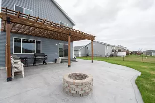 2009 42nd St S, Moorhead, MN 56560 - Photo 45
