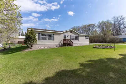 211 E Central Avenue, Clitherall, MN 56524 - Photo 9