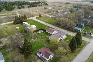 211 E Central Ave, Clitherall, MN 56524 - Photo 49