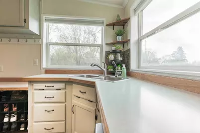 211 E Central Avenue, Clitherall, MN 56524 - Photo 21