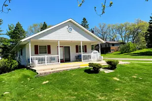 315 W Main St, Crosby, MN 56441 - Photo 5