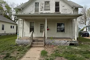 413 Budd St, Fairmont, MN 56031 - Photo 1