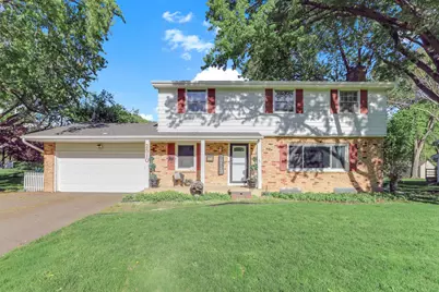 2510 Cavell Avenue N, Golden Valley, MN 55427 - Photo 1