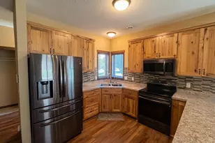 435 Maplewood Ct, Isle, MN 56342 - Photo 3
