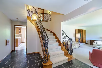 3052 Cherrywood Court, Eagan, MN 55121 - Photo 3