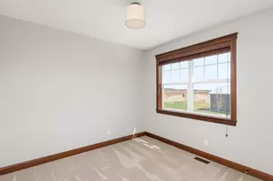19200 County Rd 40, Belle Plaine, MN 56011 - Photo 31