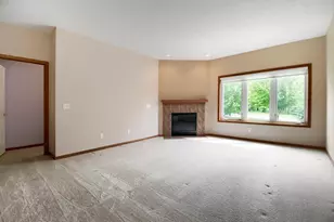13630 Crosscliffe Pl, Rosemount, MN 55068 - Photo 11