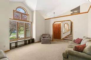 11525 Pondview Ct, Champlin, MN 55316 - Photo 3