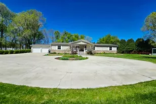 324 W 7th St, Litchfield, MN 55355 - Photo 29