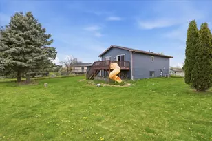1441 Hallewood Blvd, New Richmond, WI 54017 - Photo 21