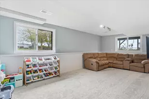 1441 Hallewood Blvd, New Richmond, WI 54017 - Photo 17