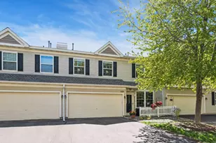 849 Braunworth Ct, Chaska, MN 55318 - Photo 1