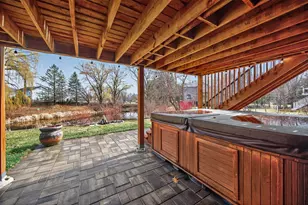 7319 Fawn Hill Rd, Chanhassen, MN 55317 - Photo 7