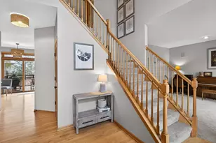 7319 Fawn Hill Rd, Chanhassen, MN 55317 - Photo 9