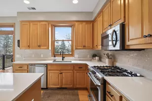 7319 Fawn Hill Rd, Chanhassen, MN 55317 - Photo 21