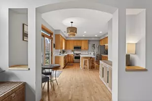7319 Fawn Hill Rd, Chanhassen, MN 55317 - Photo 15