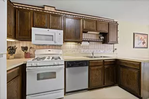 6586 Ives Ln N, Maple Grove, MN 55369 - Photo 11